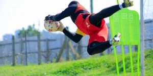 Onyango joins Uganda Cranes goalkeepers for CHAN preparation.webp