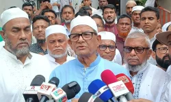 Mirza Fakhrul calls on the interim government to arrange elections by February.webp