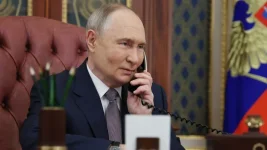Putin and Trump hold hourlong call on Ukraine, Middle East issues.webp