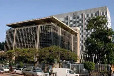 Uganda banks risk your deposits on growing government debt.webp