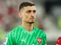 Romano confirms Bournemouth hijacks Chelsea in bid for Dorde Petrovic.webp