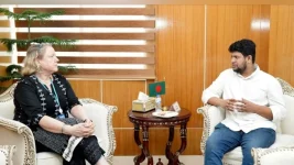 Bangladesh media boss Mahfuj Alam touts reforms, UNESCO doubts freedom.webp