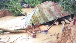 Feni floods again, 35 villages drown as Muhuri embankments crumble.webp