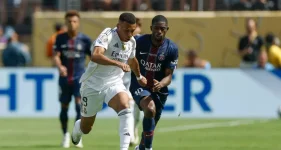 Mbappe defies Xabi Alonso in Real Madrid's 4-0 PSG collapse.webp