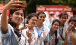 Failing SSC schools skyrocket on the education ministry's watch.webp