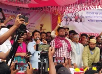 Nahid Islam trashes rivals, demands power for NCP in Narail.webp