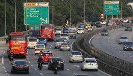 PDRM's Yusri threatens to jail arrogant highway bike gangs.webp
