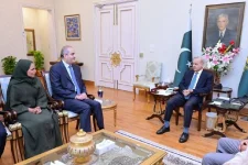 Shehbaz Sharif courts global fame by crowning Qatari climber queen of Pakistan peaks.webp