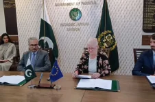 Pakistan scores EU millions as officials celebrate business overhaul promises.webp