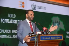 Pakistan World Population Day summit erupts as leaders feud over crisis fixes.webp