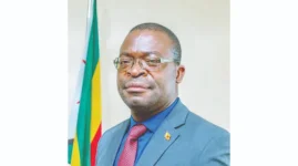 Mnangagwa joins broke AU leaders for Malabo budget talks.webp