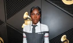Doechii declares none of her musical peers are true superstars.webp