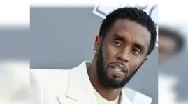 Diddy gets a standing ovation from inmates, says lawyer Agnifilo.webp