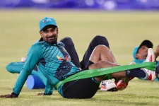 Litton Das under fire as Simmons bets on battered skipper to save Bangladesh.webp