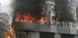 Meru County arson mob torches Magunas Supermarket in Saba Saba chaos.webp