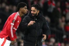 Barcelona plots Premier coup as Rashford snubs Manchester United.webp