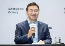Samsung TM Roh admits Galaxy G Fold is dead on arrival at $3k price.webp