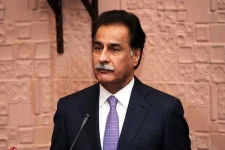Ayaz Sadiq claims Pakistan defeated a confused Indian military.webp