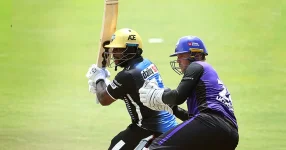 Kyle Mayers' rescue act saves Rangpur Riders as Hobart Hurricanes are left stunned.webp