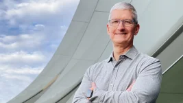 Cupertino investors plot to dethrone Tim Cook over Apple AI failure.webp