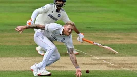 Archer tears into India at Lord's in London Test blitz.webp