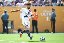 PSG to offload flop Beraldo on Man Utd after Chelsea failure.webp