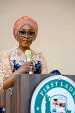 Ogun First Lady Bamidele Abiodun holds birthday party in a jail.webp