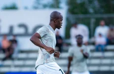 Al-Okhdood dumps Musona after he saves them from relegation.webp