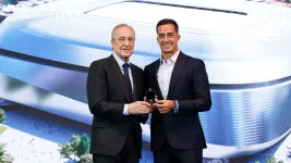 Lucas Vázquez bids a tearful farewell at Real Madrid Sports City.webp