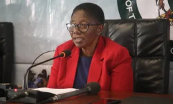 Mavhunga pays Harare victims after years of official plunder.webp
