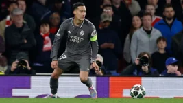 Juventus considers signing discarded Real Madrid star Vazquez.webp