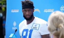 Mike Williams walks away from Chargers and millions at age 30.webp
