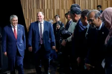 Ahmad Zahid tours New Zealand crisis bunker, meets Todd McClay in Wellington.webp