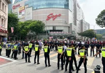 Kuala Lumpur braces for massive rally as cops prepare, and Pamela Ling case stalls.webp