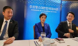 Lee Jae Myung's team woos France for space and defense deals in Paris talks.webp