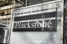 Blackstone exits TikTok deal as Oracle and Andreessen Horowitz eye US takeover.webp