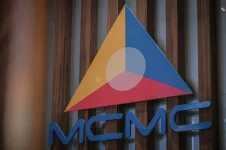 MCMC grills Facebook user over Royal Institution fake news as probe sparks public uproar.webp