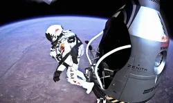 Felix Baumgartner dies at 56 in Italy paragliding crash after medical emergency.webp