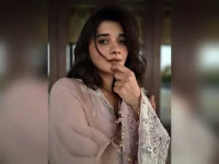 Kanika Mann learns manual driving for a film role as she gears up for action scenes.webp