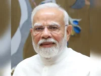 PM Modi hails CJI Gavai and judges for inspiring participation in Delhi's tree plantation drive.webp