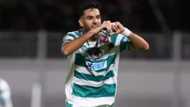 Raja Club Athletic parts ways with Zila by mutual consent ahead of the 2024-2025 season.webp
