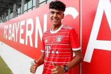 Azno's future is uncertain as Bayern Munich midfielder seeks more playing time amid transfer ...webp