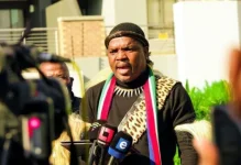 Ngizwe Mchunu travels to the US for a peace mission amid rising tensions in South Africa.webp