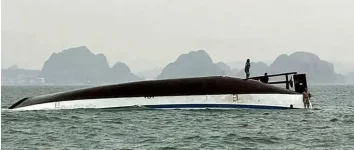 Horror in Vietnam as Wonder Seas sinks with families in Ha Long Bay.webp