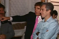 Trump drags Murdoch to court in $10 billion Epstein letter fight.webp