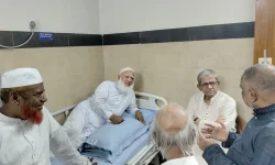Mirza Fakhrul visits Dhaka hospital after Jamaat-e-Islami leader falls ill.webp
