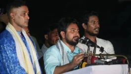 NCP leader Nahid Islam warns against a culture of fear, calls for justice in Bangladesh.webp