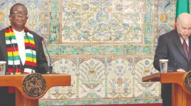Zimbabwe and Algeria strengthen ties with new economic and technological agreements.webp