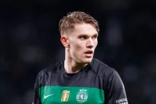 Manchester United is not pursuing Viktor Gyokeres as Arsenal talks progress.webp