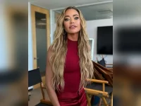 Denise Richards' estranged husband Aaron Phypers accuses her of an affair and phone sabotage.webp